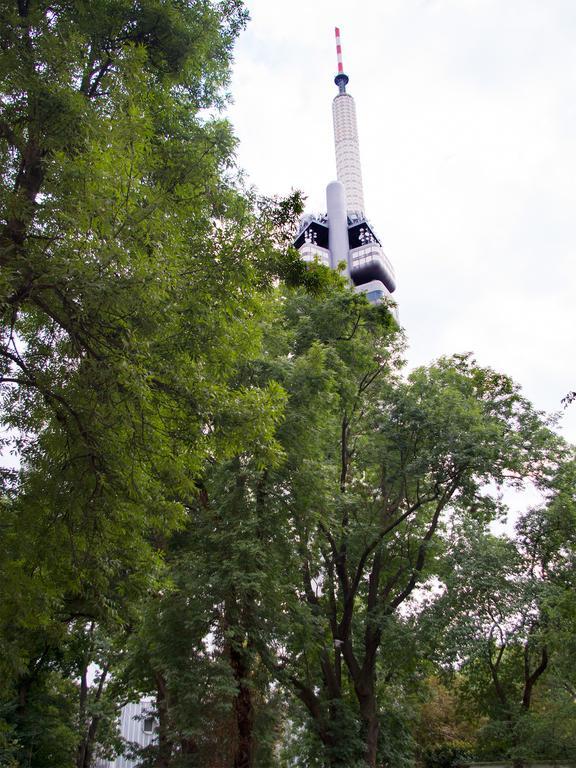 Sense Of Zizkov Daire *